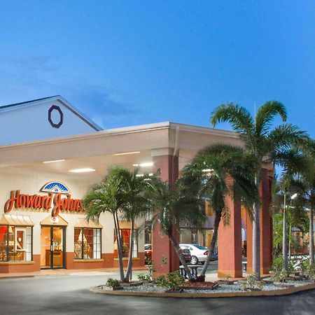 Howard Johnson By Wyndham Ft. Myers Fl Fort Myers Zewnętrze zdjęcie